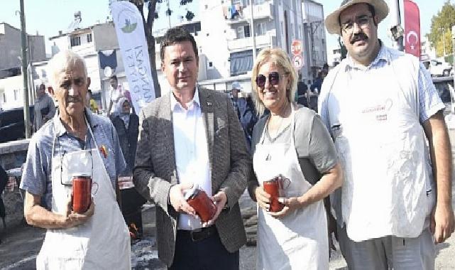 Osmangazi Belediyesi’nden vatandaşlara salça takviyesi