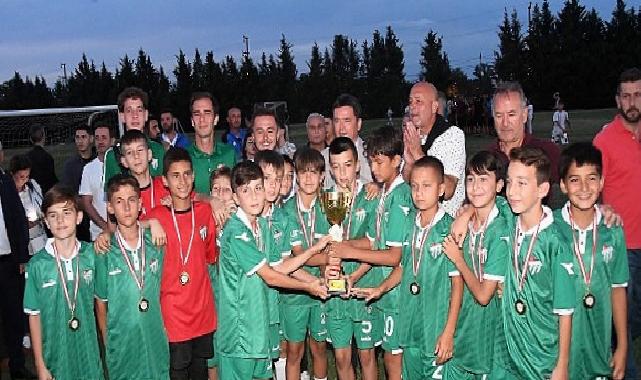 Osmangazi’de minik yetenekler futbol şöleninde buluştu