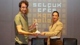 Özgür Mumcu Efes Selçuklularla buluştu: Lider Sengel’den yürek mesajı!