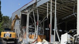 Tahtalı Mahallesi’nde 3 kaçak yapı yıkıldı