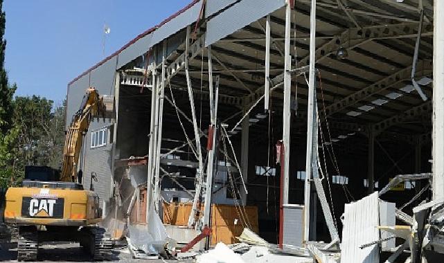 Tahtalı Mahallesi’nde 3 kaçak yapı yıkıldı
