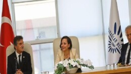 TEMAD’dan Lider Helil Kınay’a Onursal Üyelik Beratı