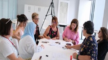 Üreten Bayan Meydanı’nda toplumsal cinsiyet eşitliği atölyeleri sürüyor