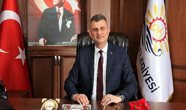 Al Bayrağımızın Gölgesinde Cumhuriyet Bayramımız Kutlu Olsun