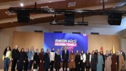 Başkan Altay “Aile Yılı” Kapsamında İlçelerden Gelen Hanımlarla Buluştu