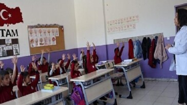 Bayraklı Belediyesinden miniklere hijyen eğitimi – Dünya El yıkama günü’nde öğrencilere sağlık dersi