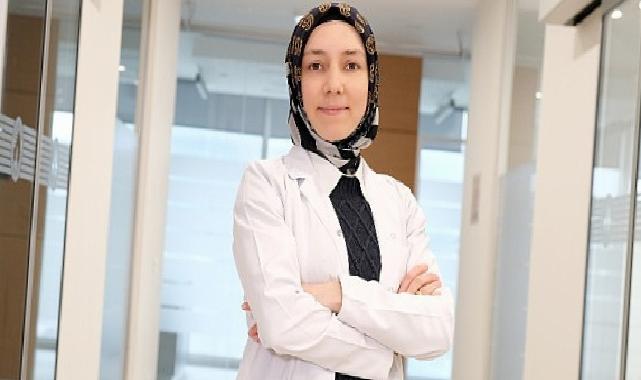 Diş eti çekilmesinin en büyük sebebi diş taşı!