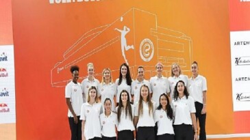 Eczacıbaşı Dynavit, 2025-2026 Sezonunu Yeni Evinde Düzenlediği Basın Toplantısıyla Açtı