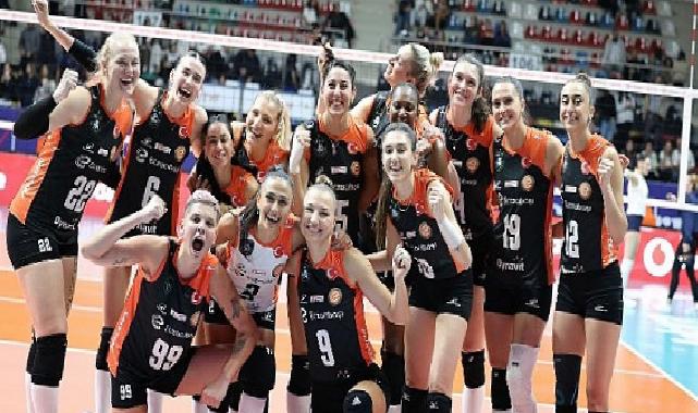 Eczacıbaşı Dynavit, deplasmanda galip