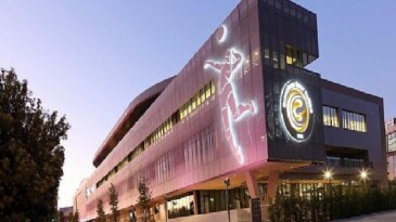 Eczacıbaşı Spor Kulübü’nün yeni salonu Kartal’da açıldı