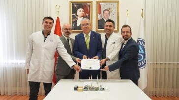 Ege Üniversitesi Tıp Fakültesi uzmanlık eğitimi kalitesini tescillemeye devam ediyor