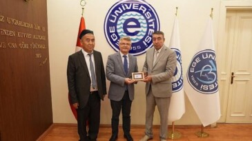 Ege Üniversitesi ve Namangan Devlet Üniversitesi ortasındaki uluslararası kültürel iş birliği güçleniyor
