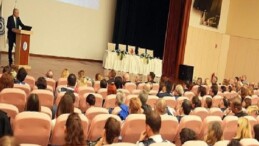 Ege Üniversitesinde muvaffakiyet ve gurur günü