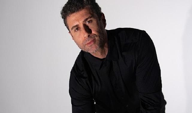 Eser Çakarcı sessizliğini ‘Ay Sende Mi?’ ile bozdu!