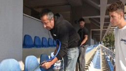 EÜ Bayındır Meslek Yüksekokulu öğrencileri 20 Mayıs Stadını yeni döneme hazırladı