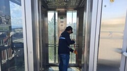 Gebze bölgesinde üst geçit asansörleri pırıl pırıl