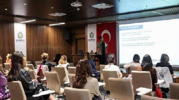 “Kadın İşi Girişim” bayanların teşebbüs seyahatine güçlü bir dayanak sunmaya devam ediyor