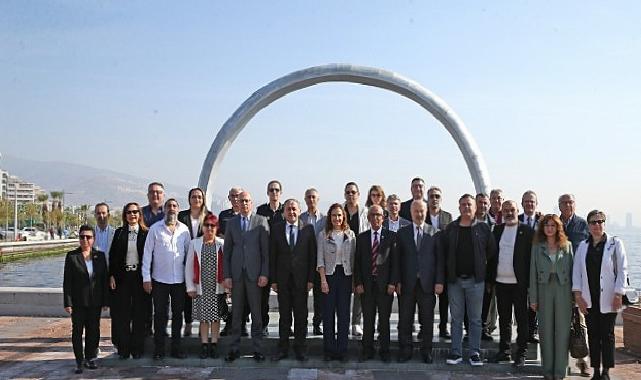 Karşıyaka’da “Muhtarlar Günü” doruğu