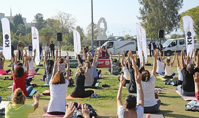 Karşıyaka’da yaza ‘yoga’ ile veda