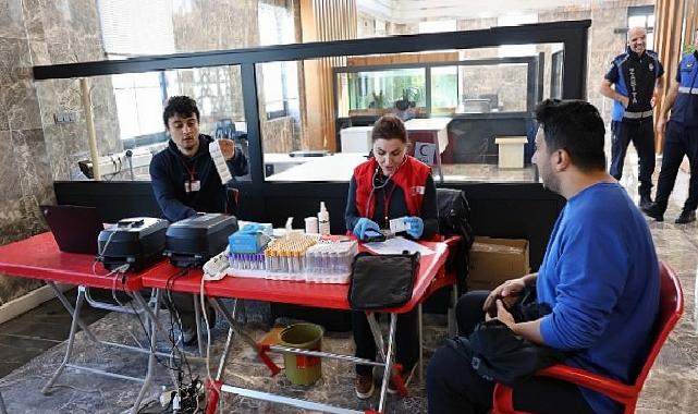 Kartepe’de “Birbirimize Candan Bağlıyız” Kan Bağışı Kampanyası