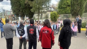 Kartepe’de Öğrencilere Afet Şuuru Eğitimi