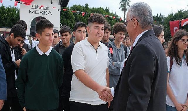 Kemer’de Cumhuriyet Bayramı kutlamaları resmi merasimle başladı