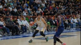 Konya Büyükşehir Yenilmezlik Serisini 5 Maça Çıkardı