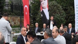 Lider Erkan Aydın Yenibağlar Mahallesini ziyaret etti