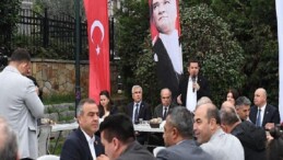 Lider Erkan Aydın Yenibağlar Mahallesini ziyaret etti