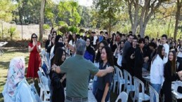 Lider Topaloğlu öğrencilerin konuğu oldu