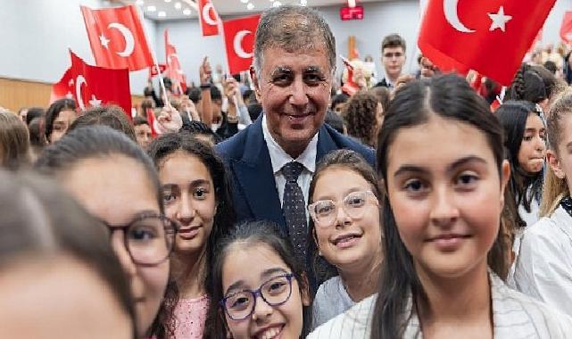 Lider Tugay gençleri ve çocukları ağırladı