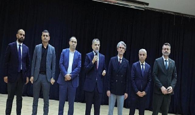 Lider Vekili İbrahim Akın belediye çalışanı ile buluştu