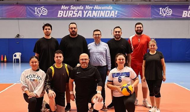 Nilüfer Belediyesi çalışanları filede ter döktü