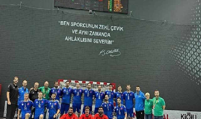 Nilüfer Belediyespor yoluna kayıpsız devam ediyor