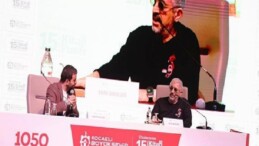 Okan Bayülgen: Tek deva kitap okumak