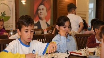 Osmangazi’de Cumhuriyet Ruhu Satranç Turnuvasıyla Canlandı