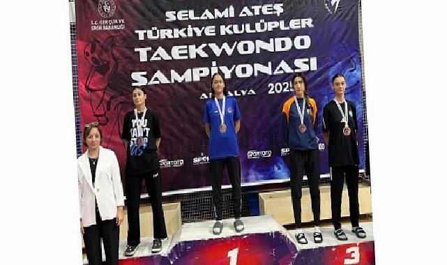 Osmangazili Taekwondocudan Bronz Madalya