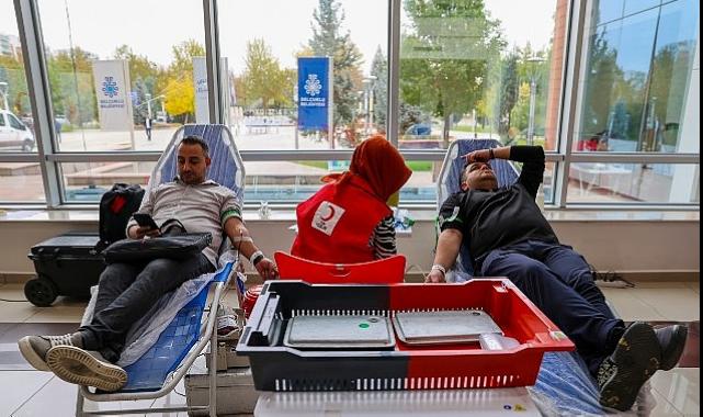 Selçuklu Belediyesi Personeli’nden Kızılay’a Kan Bağışı Takviyesi