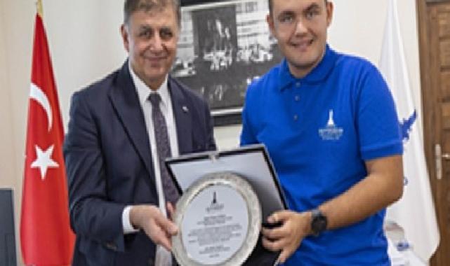 Tarihi başarılara imza atan Tuna, Lider Tugay’la buluştu