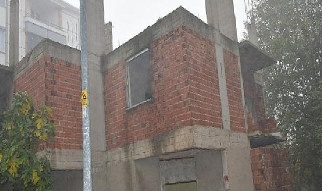 Tehlike yaratan metruk binalar yıkılıyor