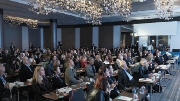 Türk Göz Tabipleri Cerrahide Dünyaya Öncü Oluyor