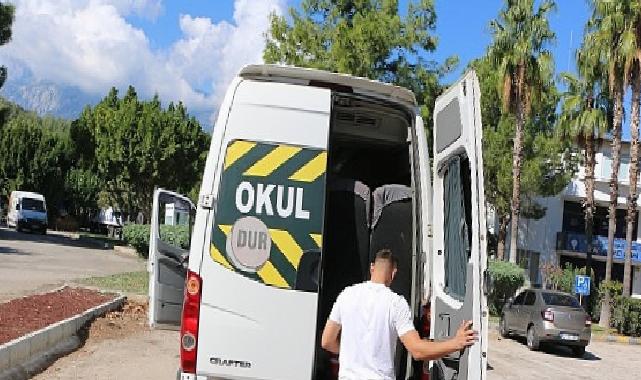 UKOME takımları servis araçlarını inceliyor