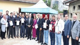 Ürünlü’de 275 hak sahibine imarlı tapu sevinci