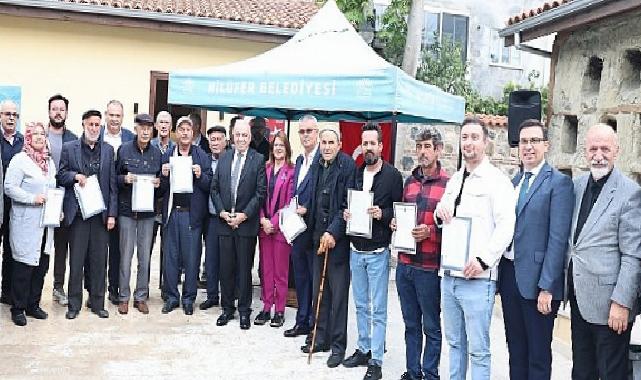Ürünlü’de 275 hak sahibine imarlı tapu sevinci