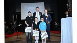 24 Kasım Öğretmenler Günü Kartepe’de Coşkuyla Kutlandı