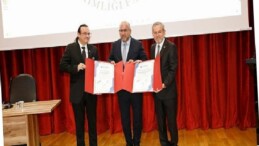 Ankara Üniversitesi Diş Hekimliği Fakültesine TÜSKA Akreditasyon Evrakı