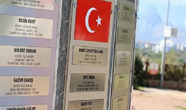 Antalya Büyükşehir Belediyesi’nde şehitlere hürmet