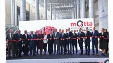 Araba ve motosiklet tutkunları bu fuarda buluşuyor