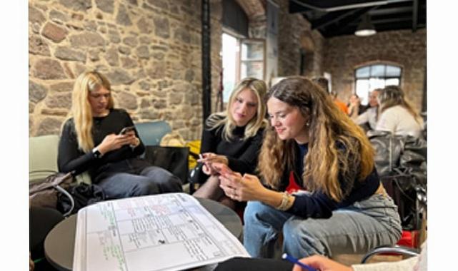 Bayanlar dijitalde artık daha güçlü