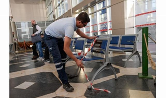 Bir koltuk boş, bir bayan eksik